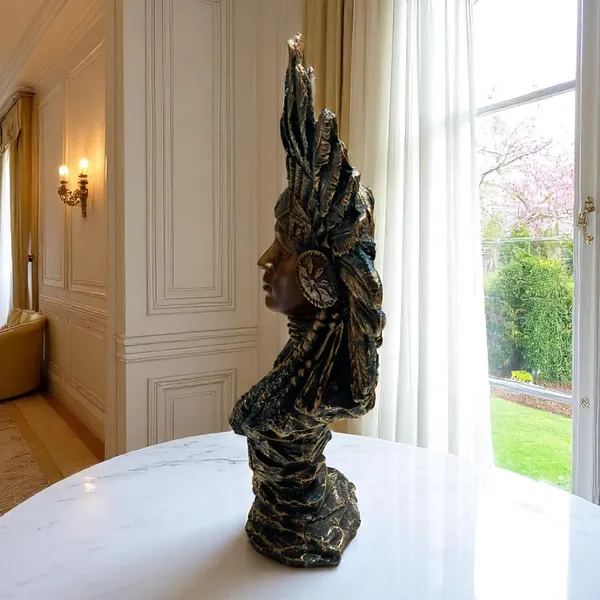 Multicolor_The_Native_American_Showpiece