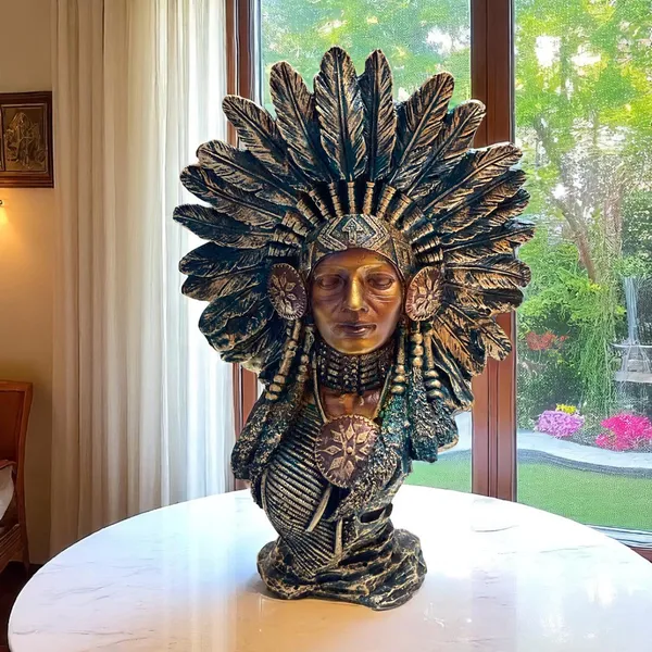 Multicolor_The_Native_American_Showpiece