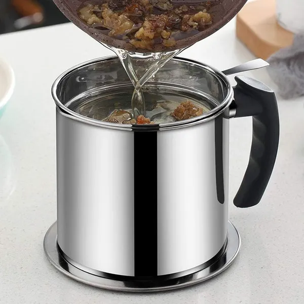 Multicolor_Stainless_Steel_Household_Oil_Pot_with_Lid_(‎15L_X_10W_X_5H_Cm)