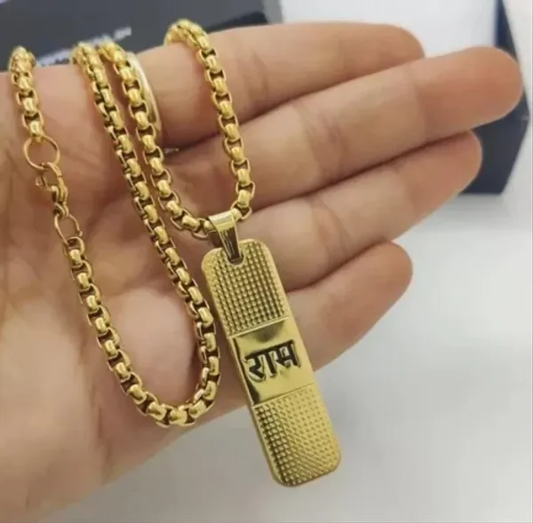 Elegant_Ram_Chain_Pendant_With_Timeless_Charm.