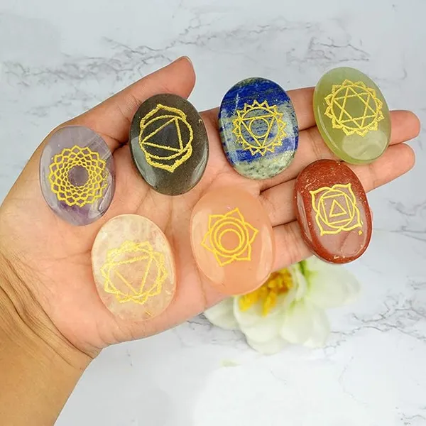 7_Chakra_Symbol_Engraved_Set_Healing_Gemstone_for_Reiki,_Healing,_Crystal_Healing_Seven_Chakra_Set_Zubi_Coin