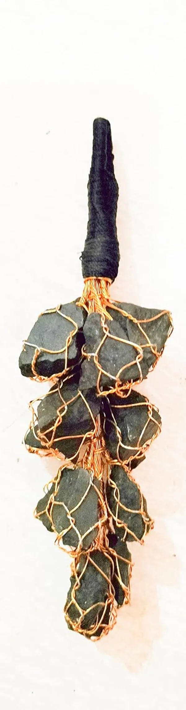 Fengshui_Stone_handicrafts_Gifts_Products_Item's_Collection_Black_Tourmaline_Rough_Chunks_Vaastu_Door_Hanging_-_for_Protection_from_Negative_Energy_&_Evil_Eyes