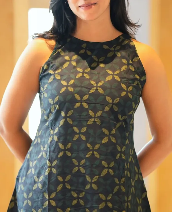 A-Line_Halter_Neck_Blue_Kurti_Plazo