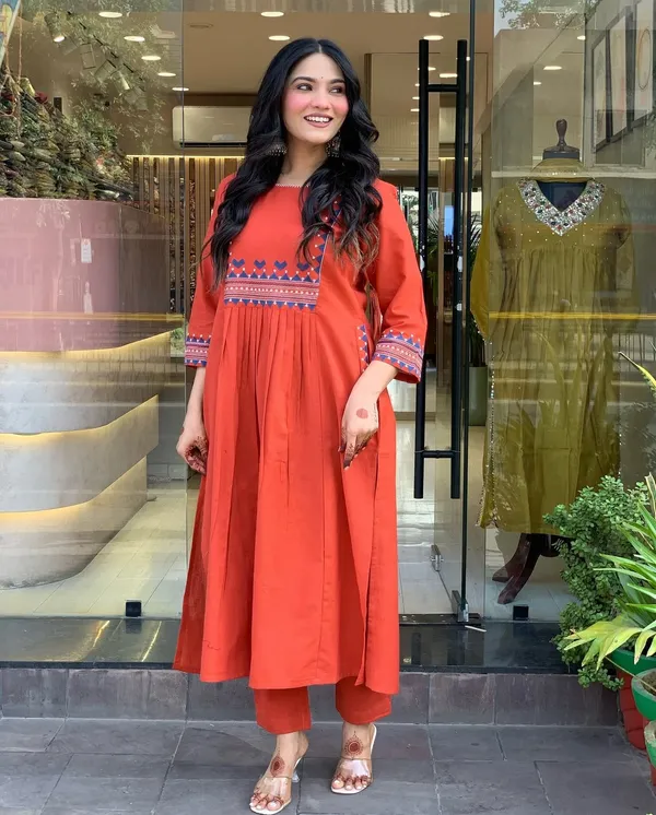 Embroidery_Work_Orange_Color_Cotton_Kurti_Pant_Set