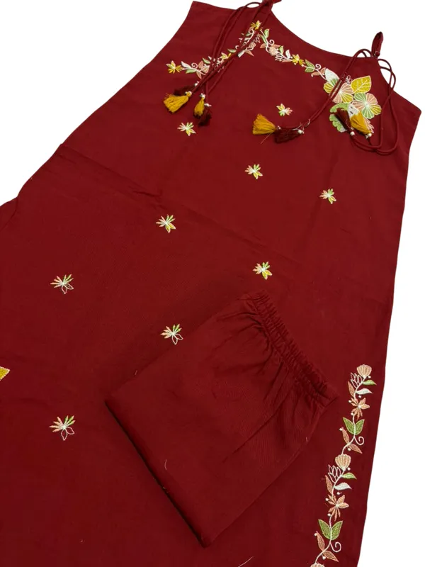 Elegant_Embroidered_Cotton_Flex_Maroon_Sleeveless_Co-Ord_Set