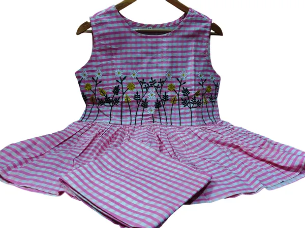 Embroidery_Work_Checks_Pattern_Pink_Co_ord_Set