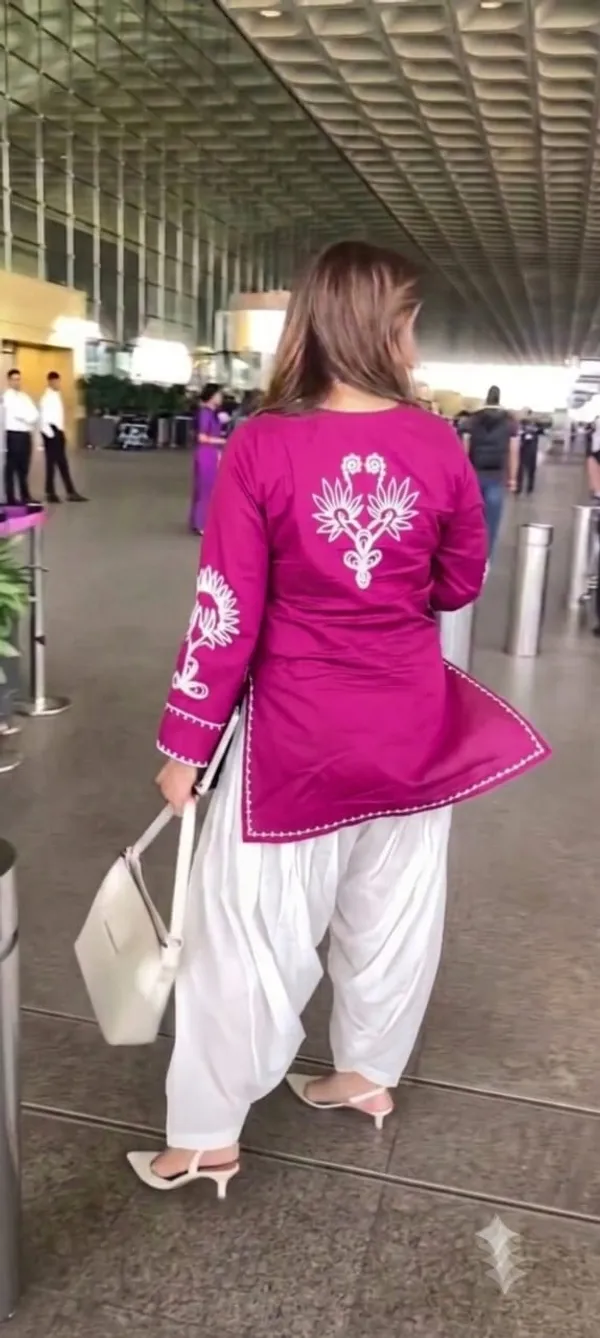Embroidery_Work_Magenta_Farshi_Salwar_Set
