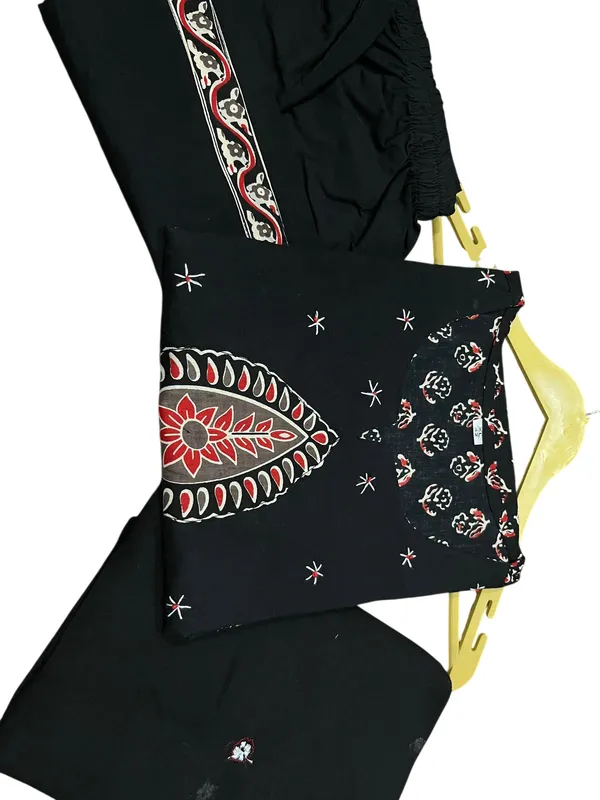 Printed_Black_Color_Cotton_Suit_Set