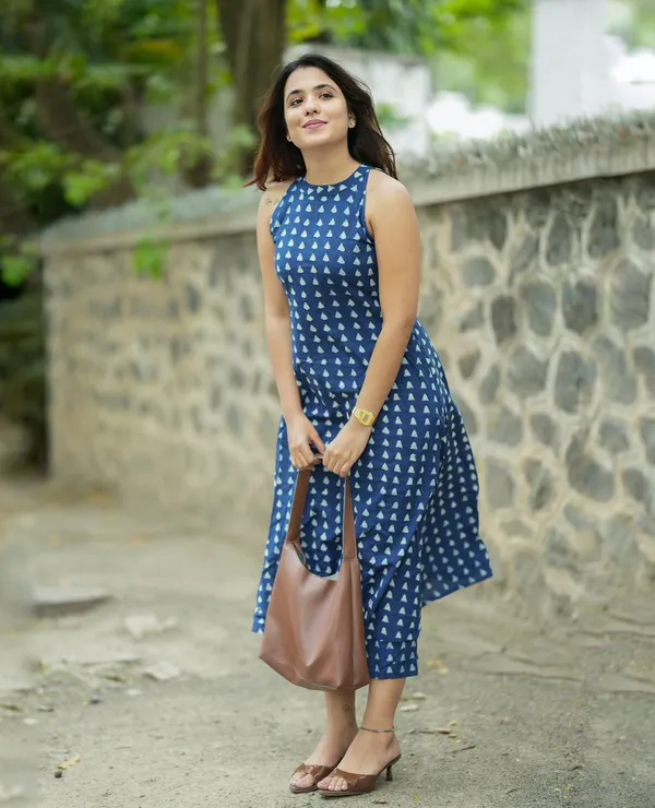 A-Line_Halter_Neck_Blue_Kurti_Plazo