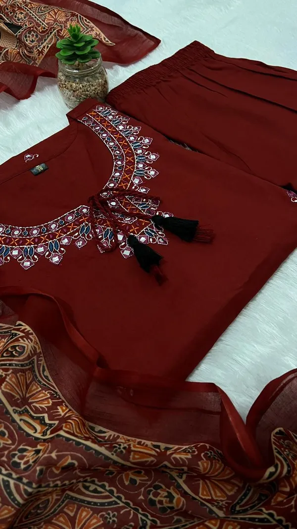 Beautiful_Embroidary_Work_Maroon_Suit_Set