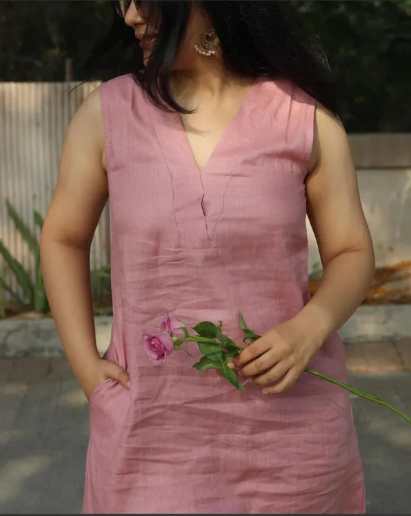 Cut_Sleeves_Cotton_Flex_baby_pink_Kurti_Plazo_Set