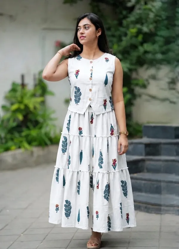Printed_White_Color_Cotton_Skirt_Top