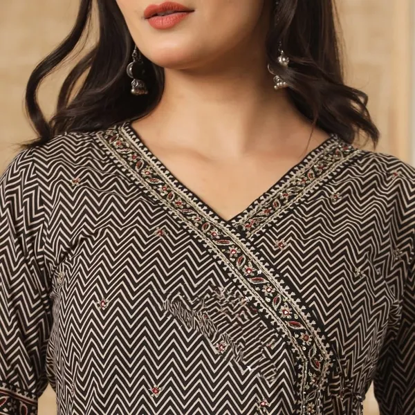Anarkali_Printed_ZigZag_Black_Cotton_Suit_Set