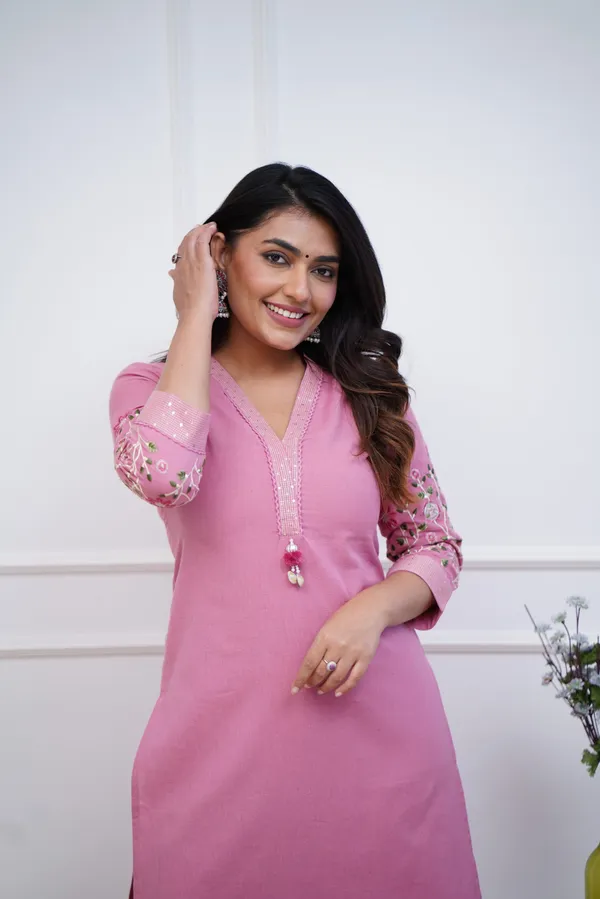 Beautiful_Embroidary_Work_Pink_Kurti_Pant