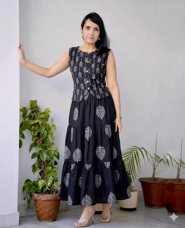 Printed_Black_Color_Cotton_Skirt_Top