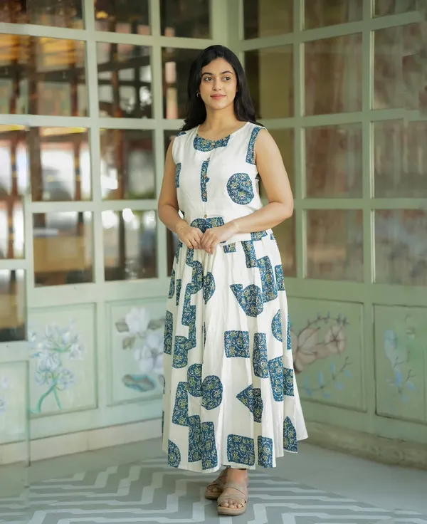 Printed_White_Color_Cotton_Skirt_Top