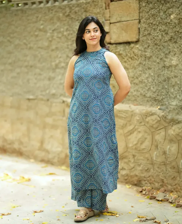 A-Line_Halter_Neck_Blue_Kurti_Plazo