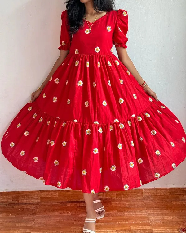 Beautiful_Embroidary_Work_Red_Cotton_Midi_Kurti