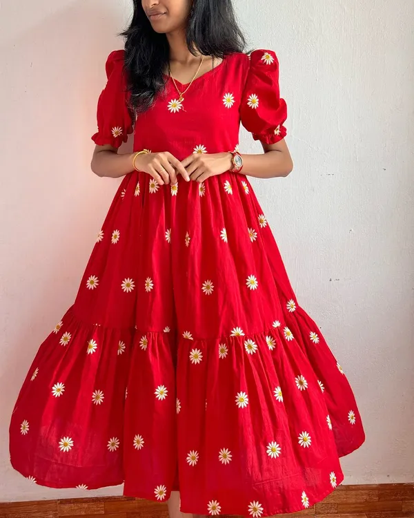 Beautiful_Embroidary_Work_Red_Cotton_Midi_Kurti