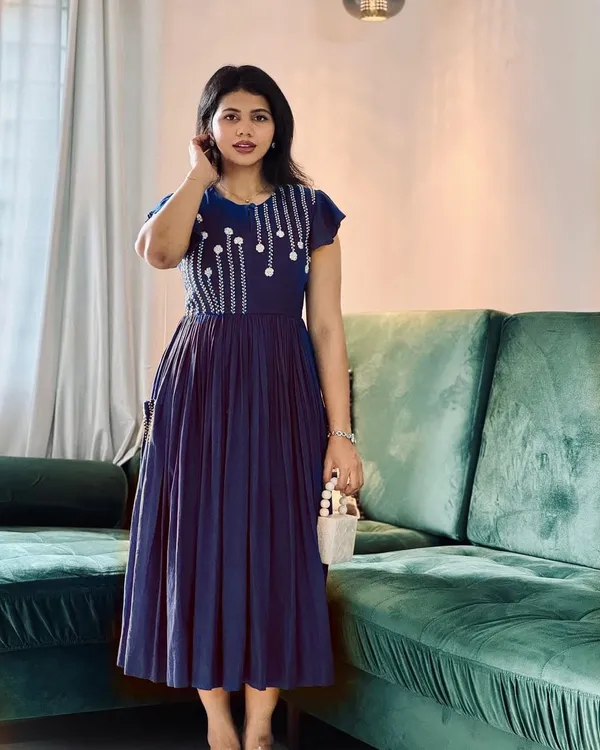 Beautiful_Embroidary_Work_Blue_Cotton_Midi_Kurti