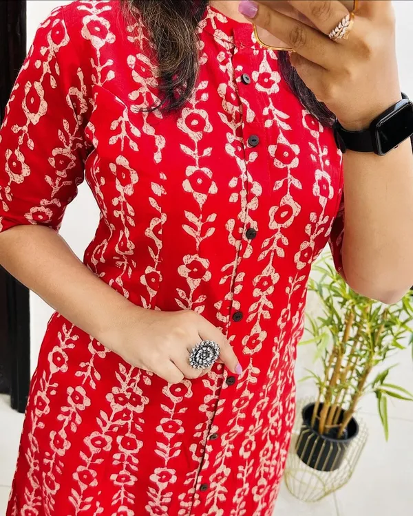 Beautiful_Floral_Print_Red_Cotton_Kurti_Plazo_Set