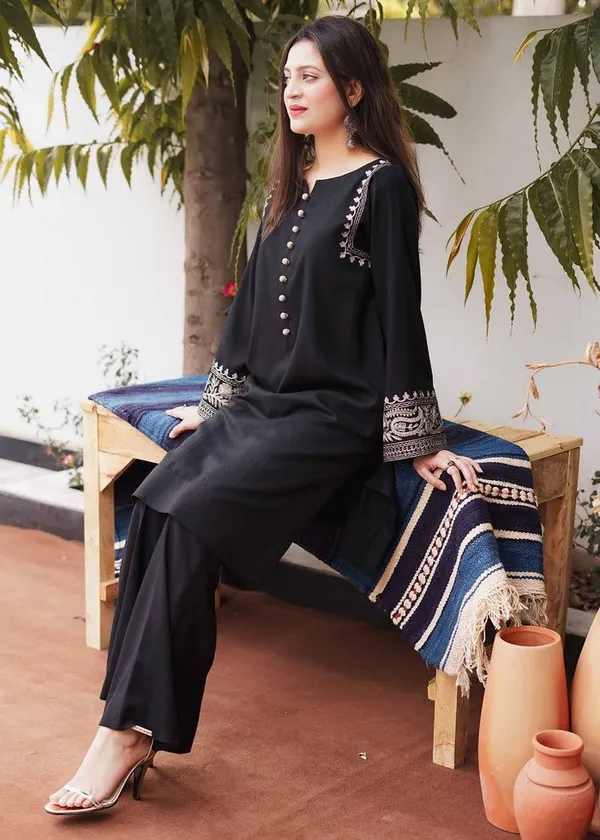 Aari_Work_Black_Cotton_Kurti_Plazo_Set