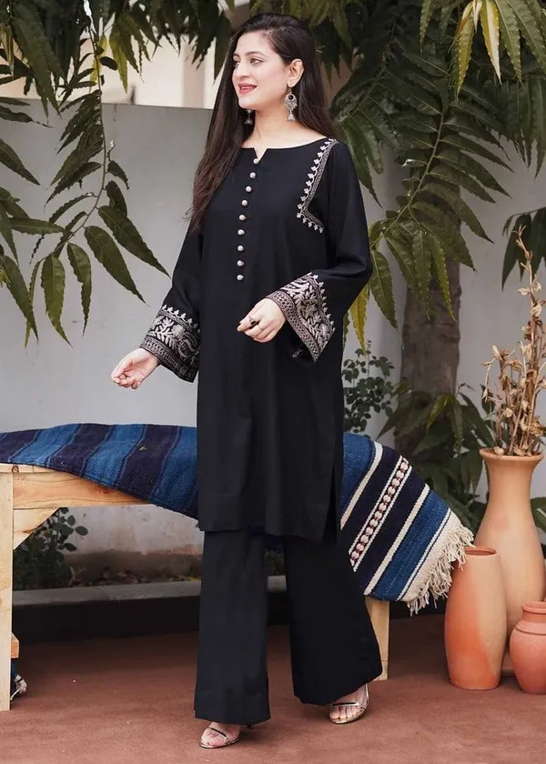 Aari_Work_Black_Cotton_Kurti_Plazo_Set