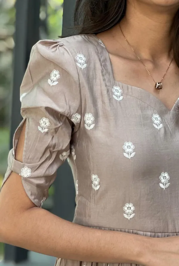 Beautiful_Floral_Embroidary_Silver_Cotton_Midi_Kurti