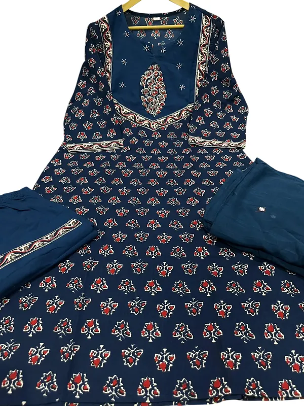 Printed_Blue_Color_Cotton_Suit_Set