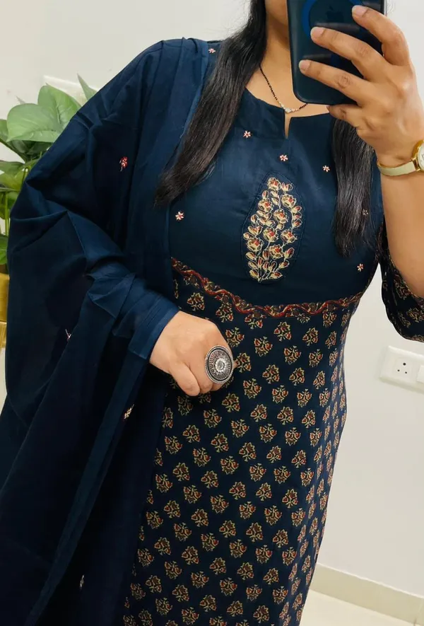 Printed_Blue_Color_Cotton_Suit_Set