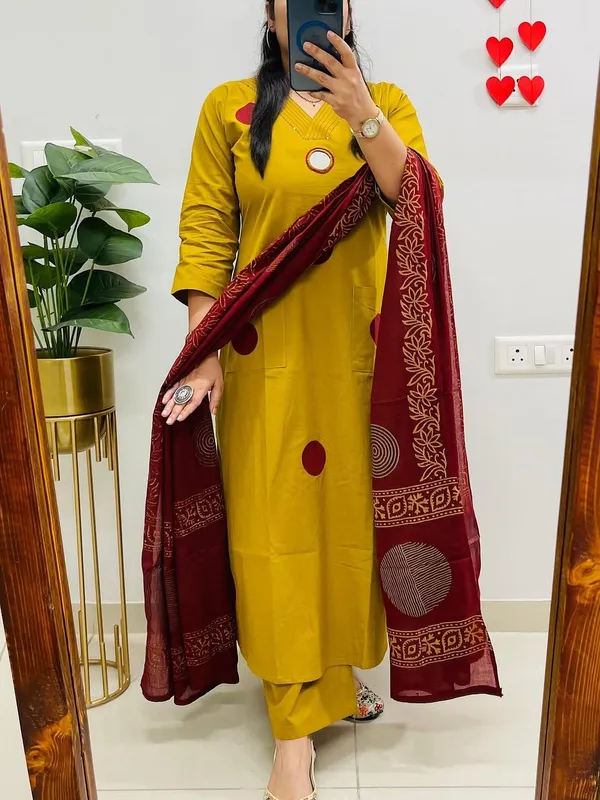 Yellow_Color_Polka_Print_Cotton_Suit_Set