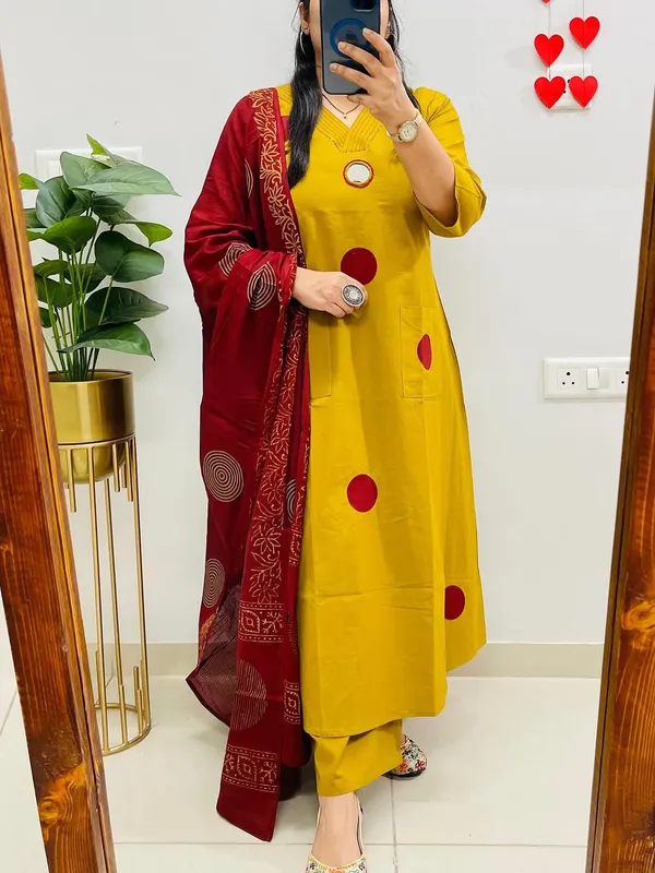 Yellow_Color_Polka_Print_Cotton_Suit_Set