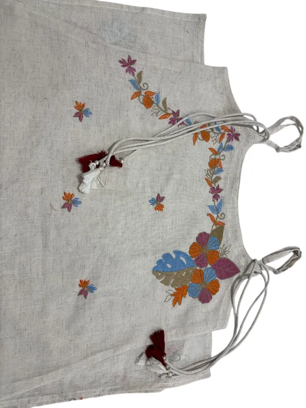 Elegant_Embroidered_Cotton_Flex_Off-White_Sleeveless_Co-Ord_Set