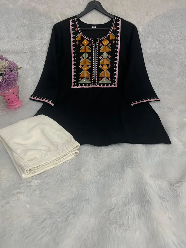 Black_Cotton_Kurti_&_Heavy_Cotton_Flex_Pant_Set
