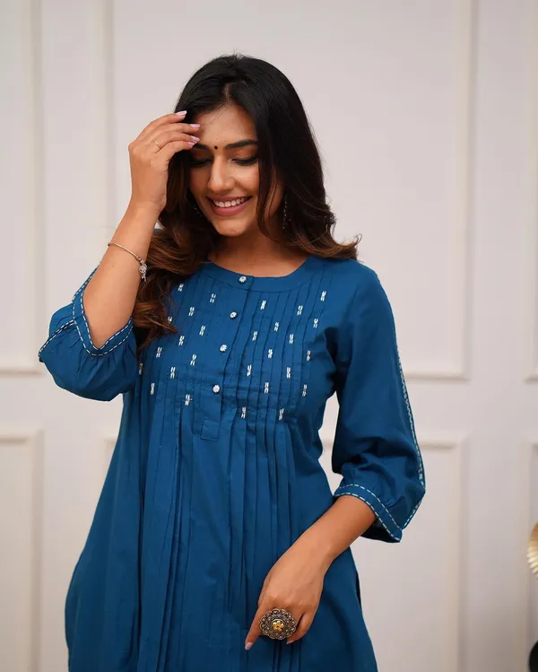 Beautiful_Teal_Blue_Cotton_Kurti_Pant