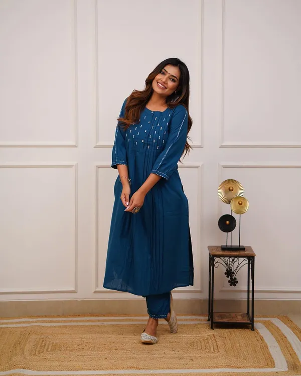 Beautiful_Teal_Blue_Cotton_Kurti_Pant