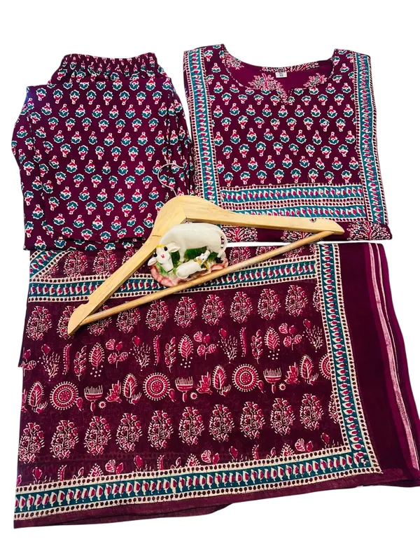 Printed_Dark_Wine_Color_Cotton_Suit_Set