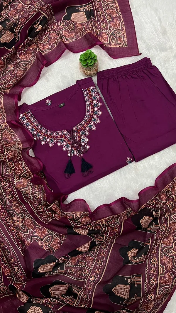 Beautiful_Embroidary_Work_Purple_Suit_Set