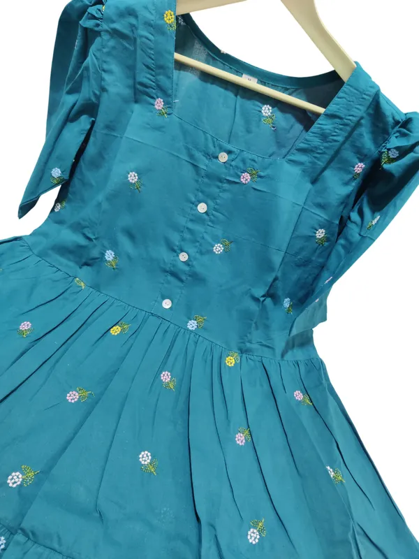 Beautiful_Embroidary_Work_Green_Cotton_Midi_Kurti