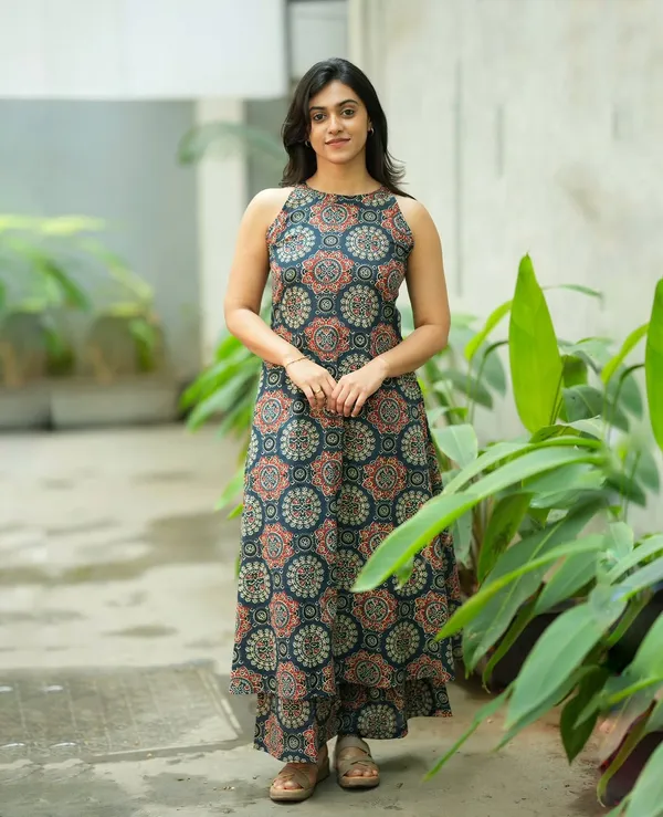 A-Line_Halter_Neck_Blue_Kurti_Plazo