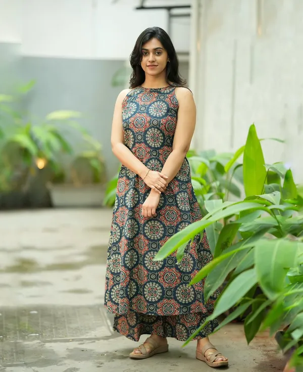 A-Line_Halter_Neck_Blue_Kurti_Plazo