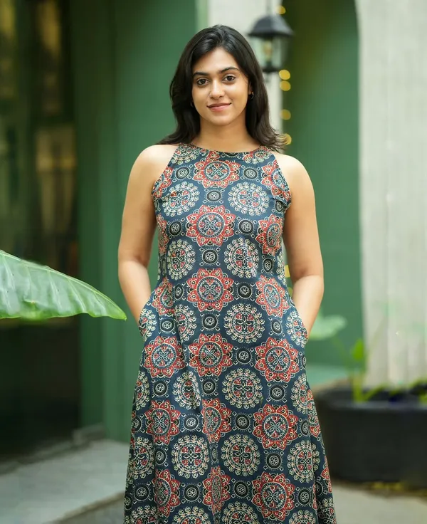 A-Line_Halter_Neck_Blue_Kurti_Plazo
