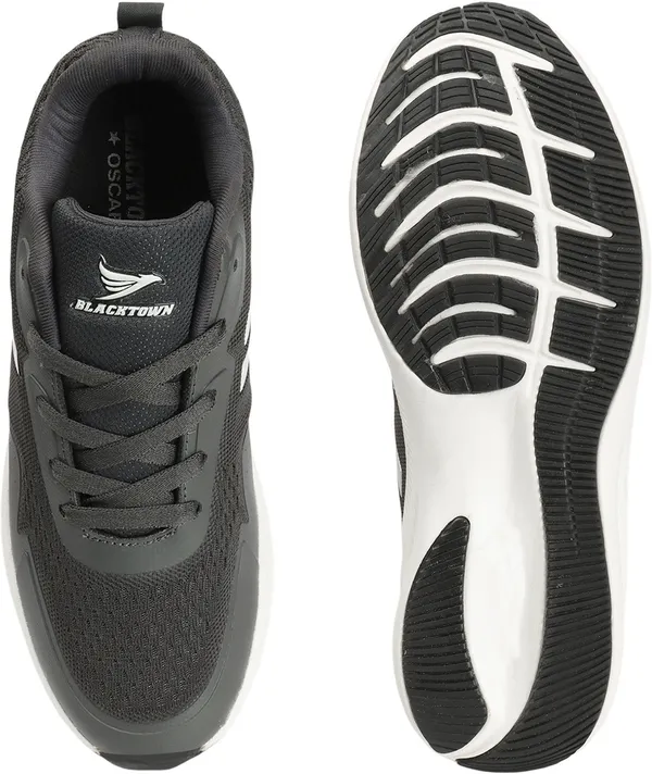 Grey_&_White_Solid_Flyknit_Phylon_Sole_Casual_Running_Shoes_For_Men