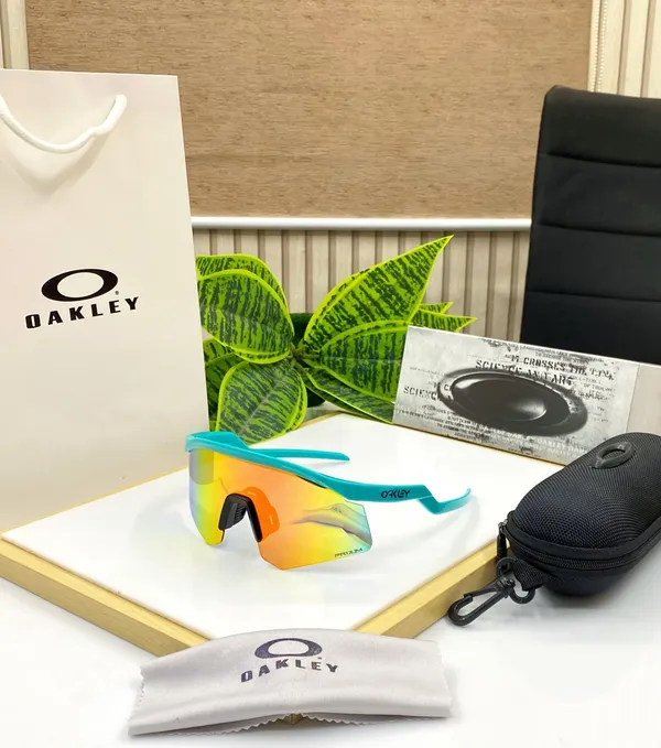 OAKLEY__Hydra_Sports_Sunglasses_(batli_orange)