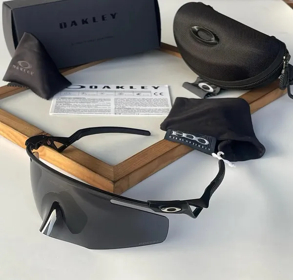 Oakley_QNTM_KATO_Sport_Sunglasses_black_black