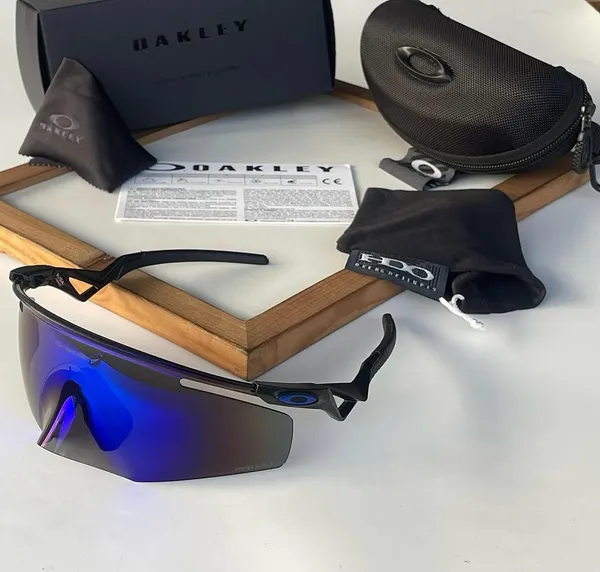 Oakley_QNTM_KATO_Sport_Sunglasses_black_blue