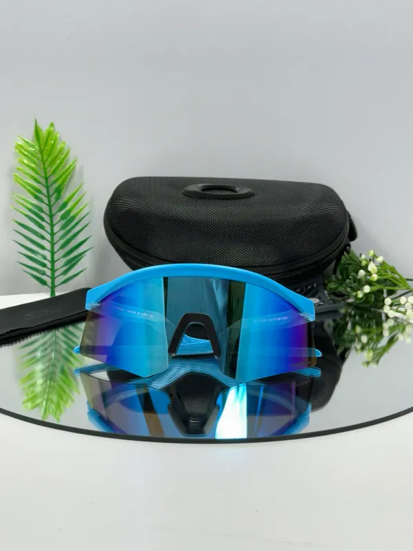 Oakley_Hydra_sport_Sunglasses_(Blue_&_blue)