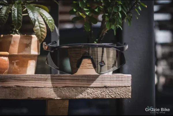 OAKLEY__Hydra_Sports_Sunglasses_Silver_Black_Mirror_Prizm_UV-400_Sunglasses_(Silver_Black)