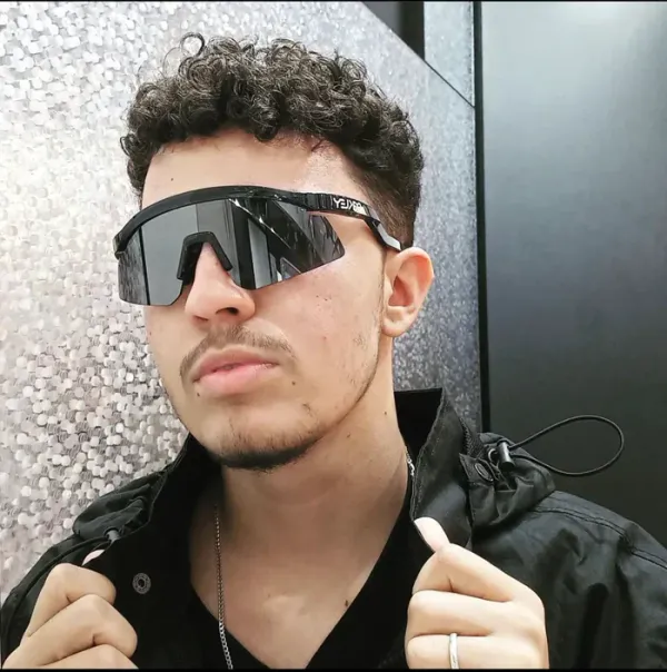 OAKLEY__Hydra_Sports_Sunglasses_Silver_Black_Mirror_Prizm_UV-400_Sunglasses_(Silver_Black)