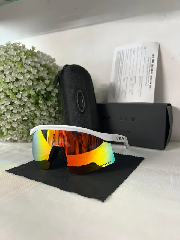 Oakley_Hydra_sport_Sunglasses_(WHITE_&_ORANGE)_🕶️